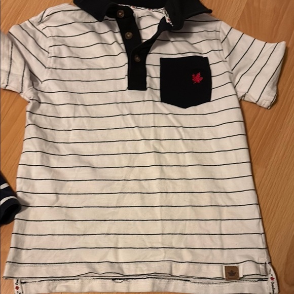 4/$20 Kids Striped Polo Shirts bundle - Navy and White size 5/6 - Picture 2 of 8